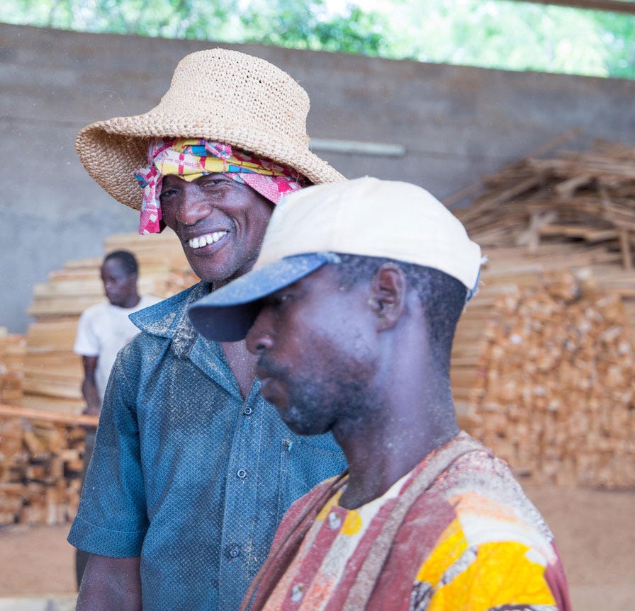 Sawmillers in Ivory Coast